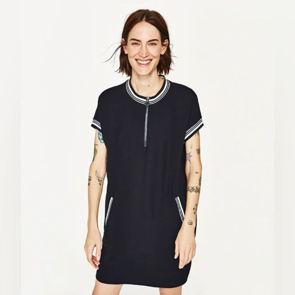 Zara Navy Short Sleeve Dress with White Trim - Picture 3 of 10